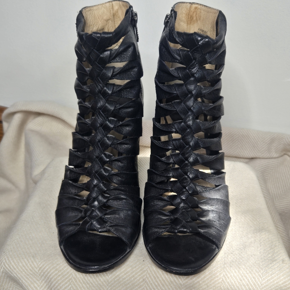 FRYE Black Leather Woven Open Toe Boots 9 EUC